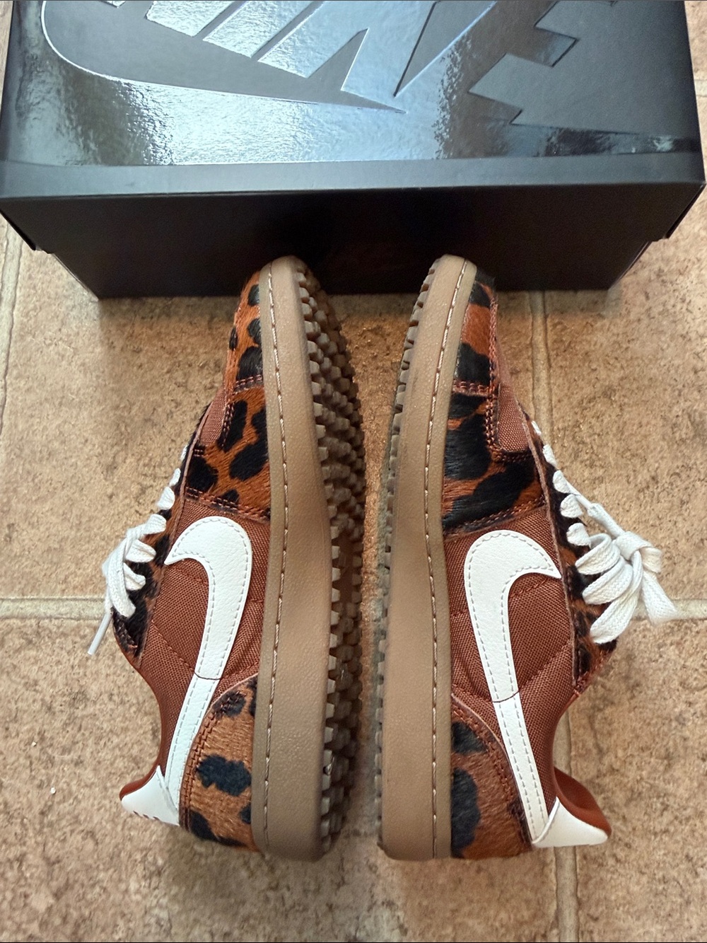 Women’s WMNS Nike Field General Sneakers. Size U.S. W7.5/M6 - Picture 5 of 10
